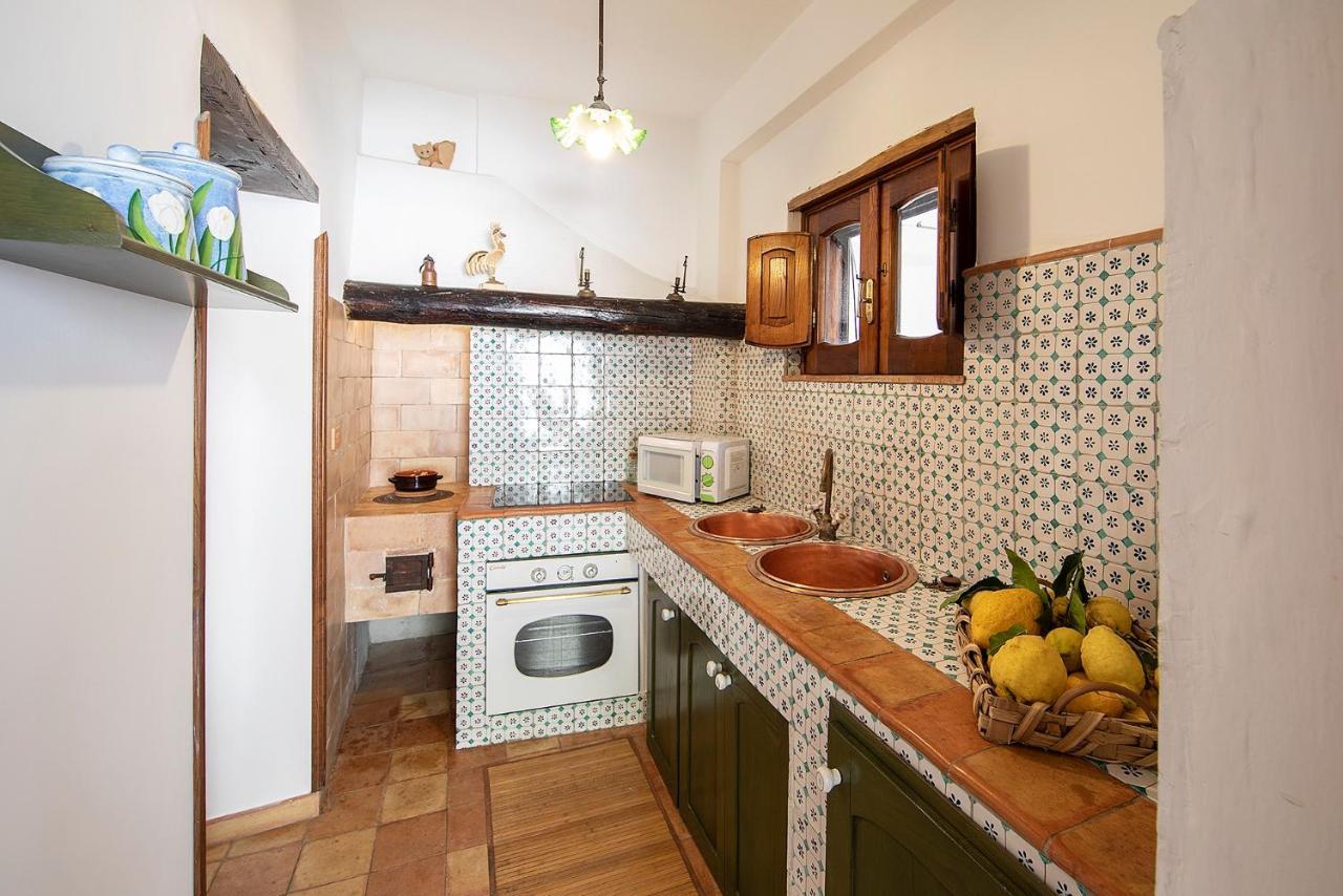 הוילה Borgo Di קונקה דיי מריני מראה חיצוני תמונה
